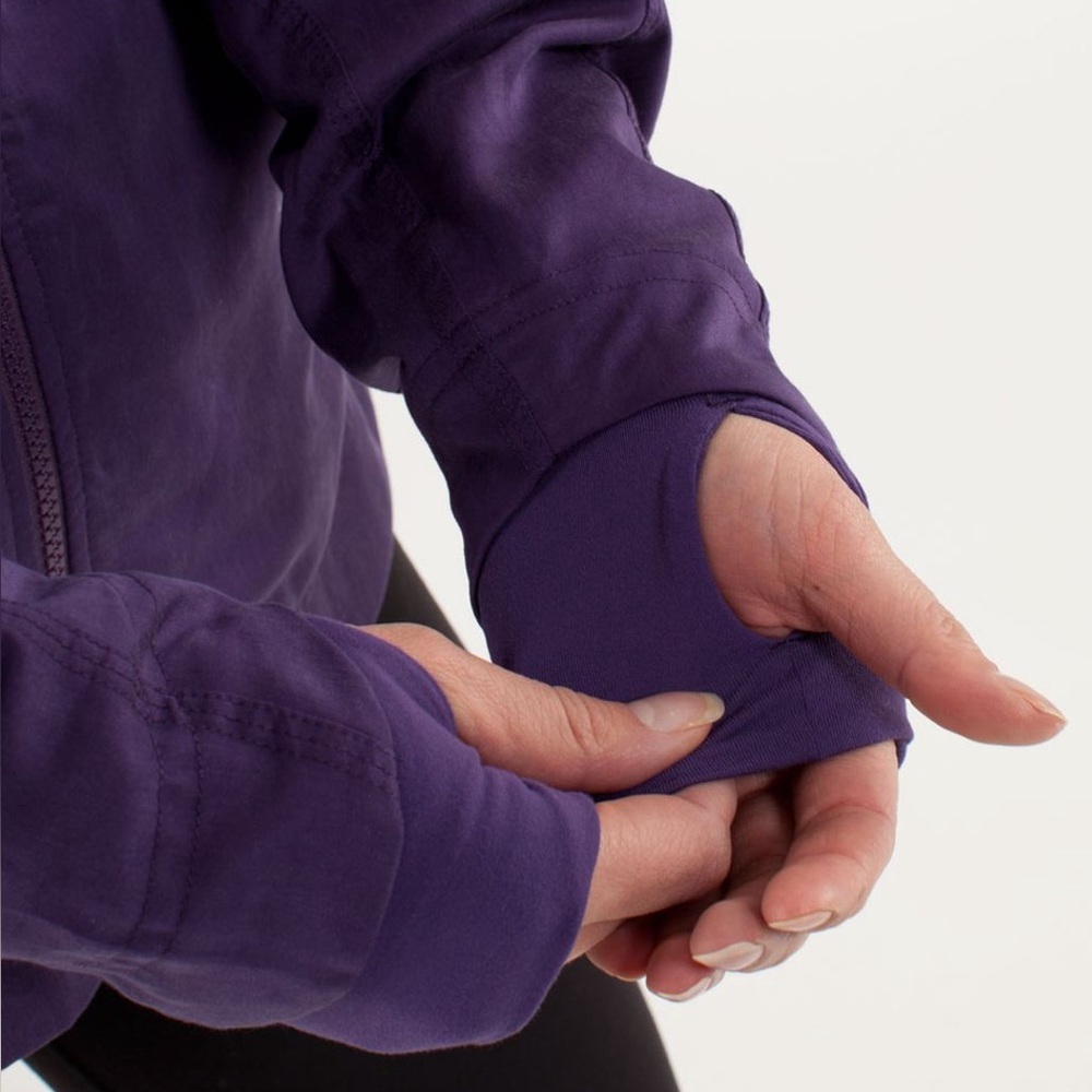 Lululemon Inner Peace Reversible Full Zip Workout Jacket, Concord Grape, S/M - Picture 9 of 15